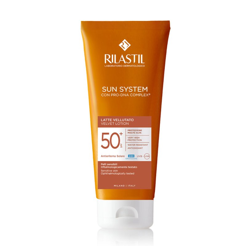 Rilastil Sun System Latte Vellutato  SPF50+ - Protezione solare molto alta resistente all'acqua - 200 ml